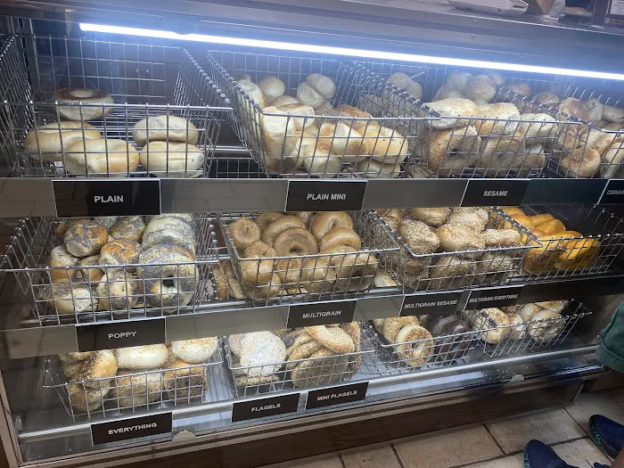Bagel Central Picture 6