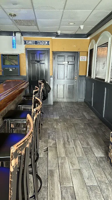 Maracas Bar Picture 4