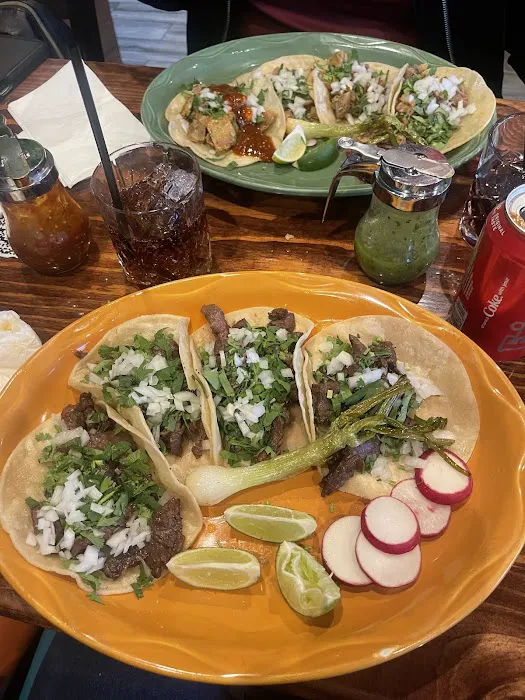 El Poblano Bar & Grill Picture 1