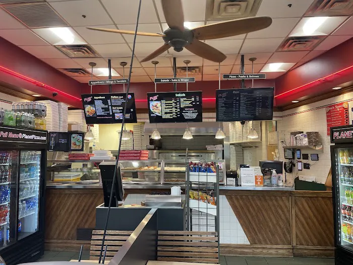 Planet Pizza Picture 6
