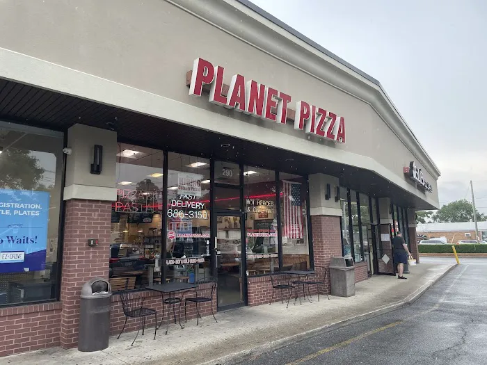 Planet Pizza Picture 5
