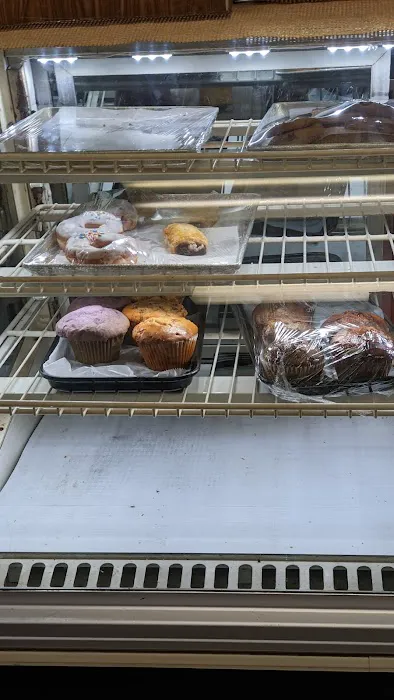 Plaza Deli Picture 3