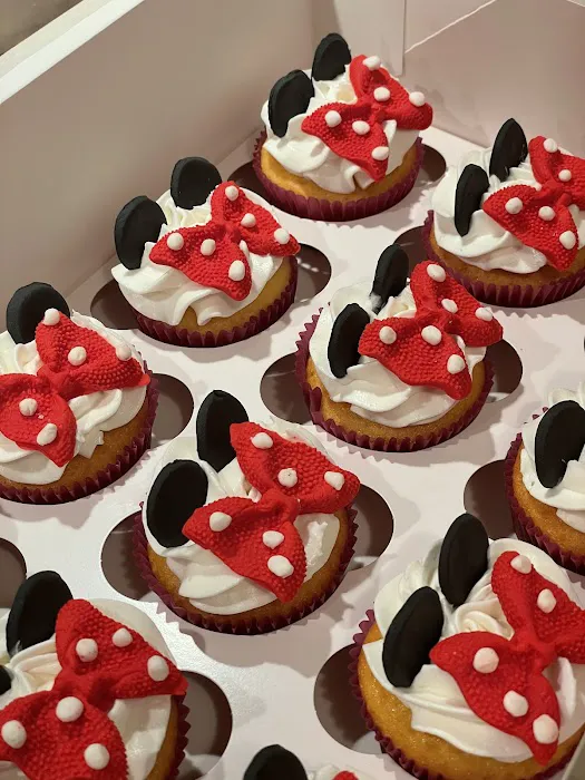 Amy’s Custom Cupcakes ( NOT A STORE FRONT) Picture 9