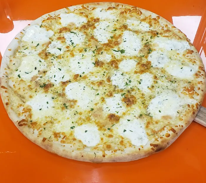 J-Joe kosher pizza & berrylicious Picture 9