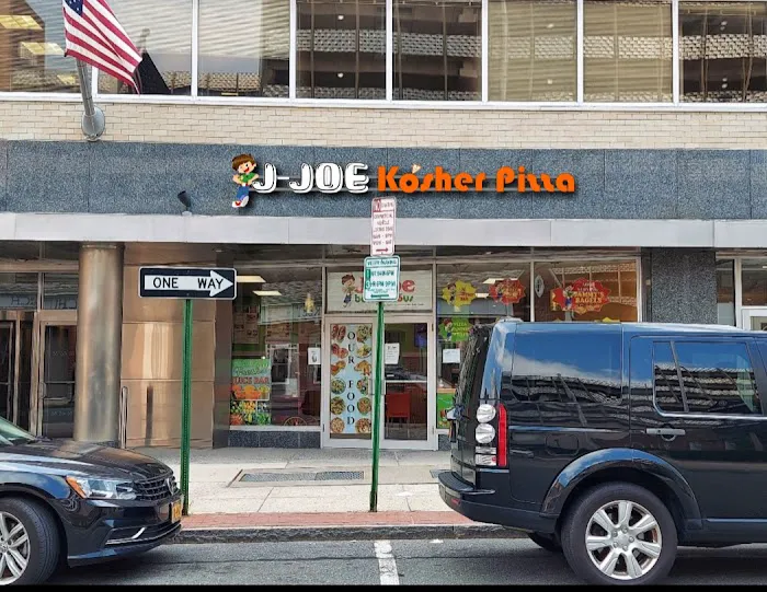J-Joe kosher pizza & berrylicious Picture 1