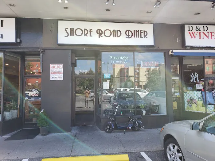 Shore Road Diner Picture 10