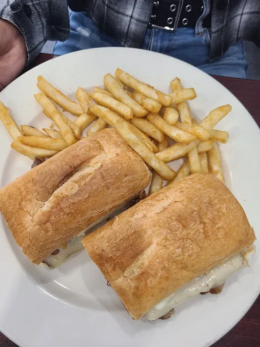 Shore Road Diner Picture 7