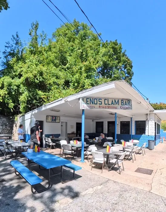 Leno's Clam Bar Picture 4
