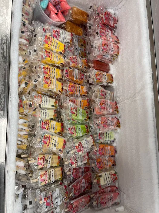 La Esquinita NY - New York Style Deli & Ice Cream Picture 4