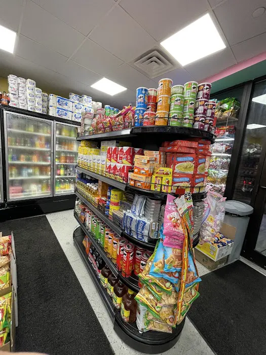 La Esquinita NY - New York Style Deli & Ice Cream Picture 10
