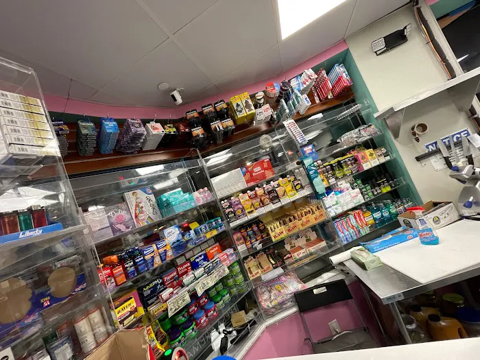 La Esquinita NY - New York Style Deli & Ice Cream Picture 3