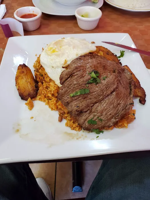 Sabrosura Peruana Restaurant - Authentic Peruvian food Picture 10