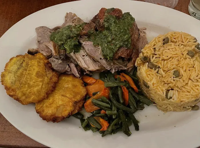 MiNi's Restaurant & Catering Co. Picture 6