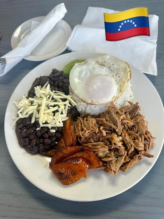 ArepaMania Venezuelan Cuisine Picture 7