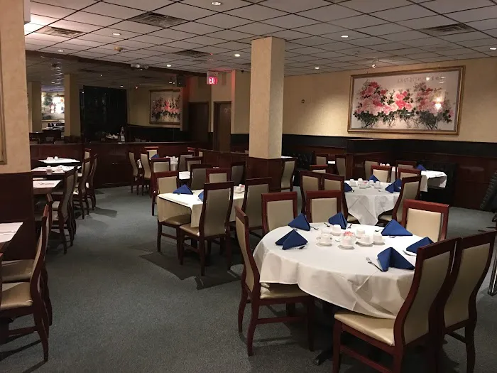 Hunan Larchmont Picture 9