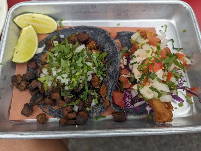 La La Taqueria Picture 9