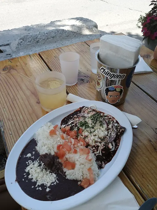 La La Taqueria Picture 10