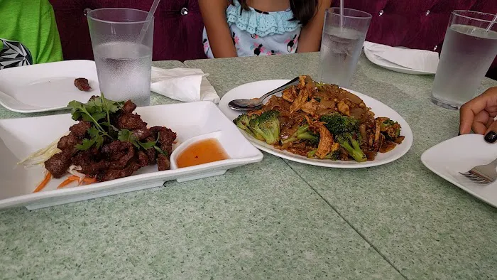 Little Thai Kitchen Picture 7