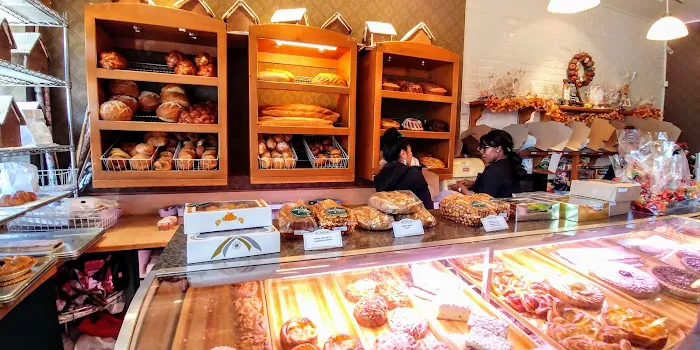 Saint Honore Pastry Shop Picture 10