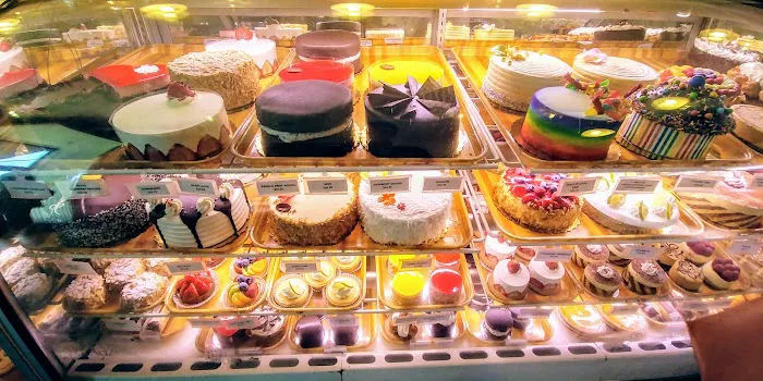 Saint Honore Pastry Shop Picture 7