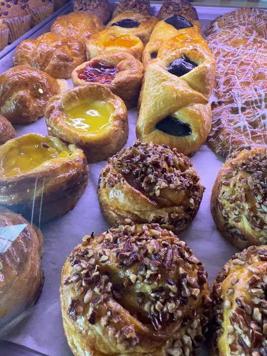Saint Honore Pastry Shop Picture 2