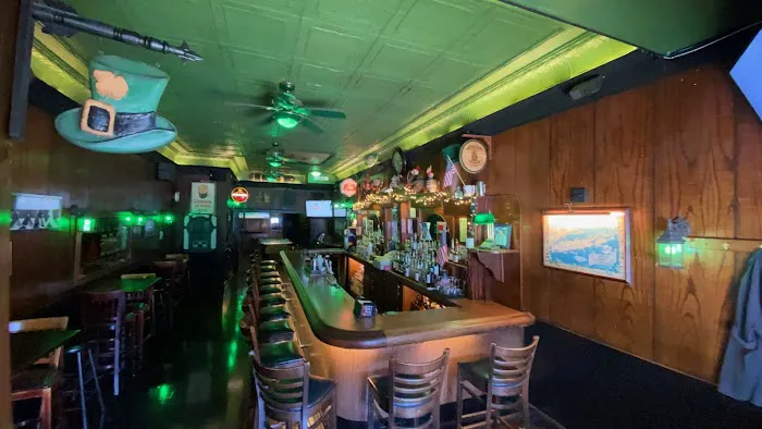 Lennon's Pub Picture 1