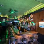Lennon's Pub