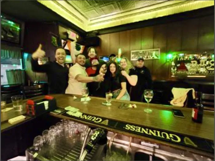 Lennon's Pub Picture 2