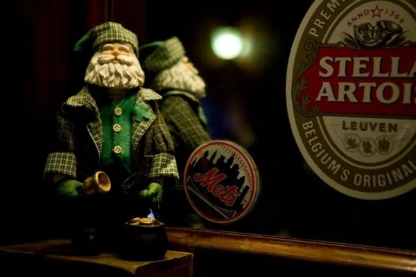 Lennon's Pub Picture 9