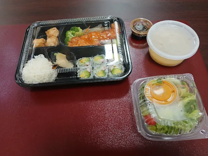 Aki Sushi & Asian Fusion Picture 2