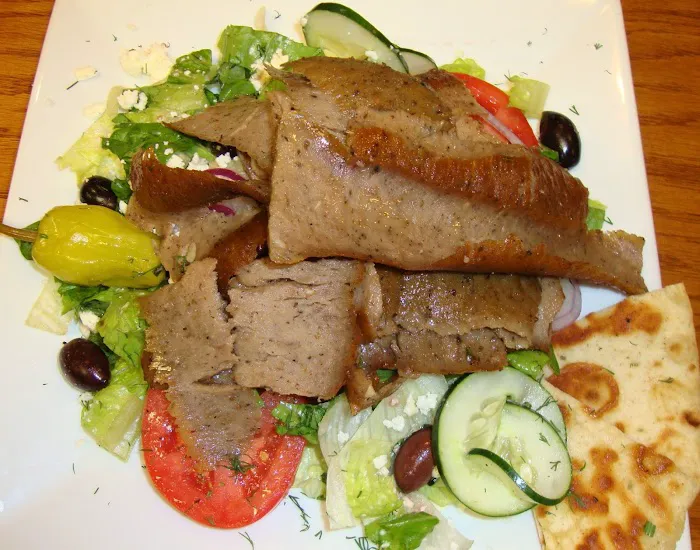 Yummy Gyro Restaurant Picture 9