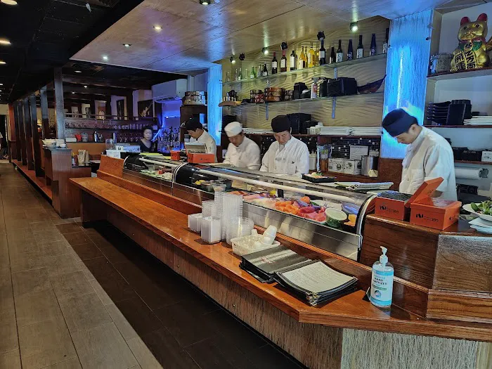 Bonsai Japanese Cuisine Picture 10