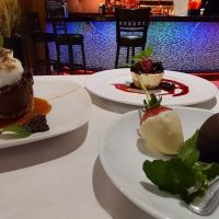 The Metropolitan Restaurant & Bar ico