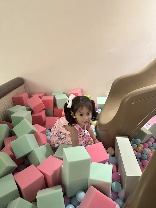 Madeline's Play Cafe Picture 4