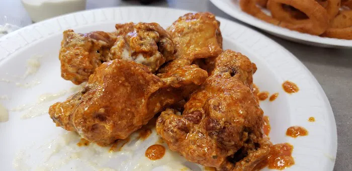 Wings Plus Deli Picture 1