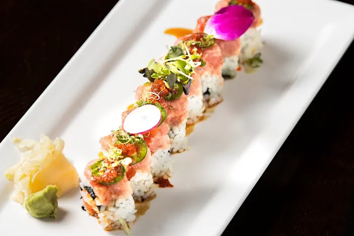 Sweet Mandarin Asian Bistro Picture 9
