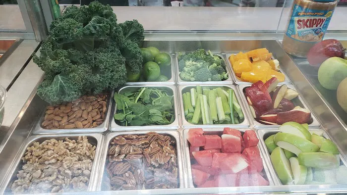 NYCE Gourmet Deli Picture 9
