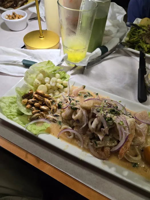 La Calle 40 Peruvian Latin Restaurant & Bar Picture 7