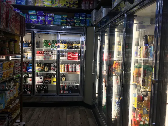 Royal Market and Deli Picture 5