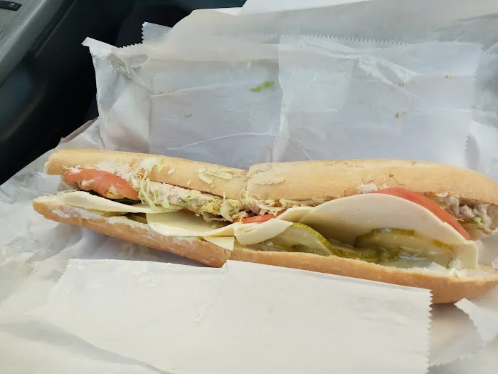 Deli Expressions Picture 6