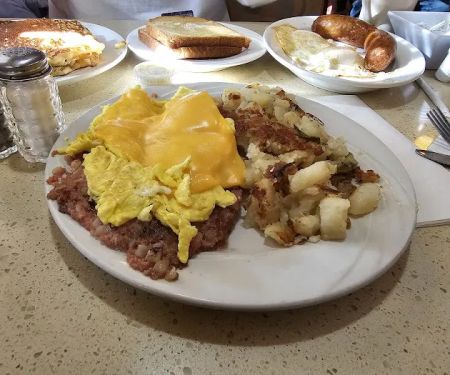 Seven Brothers Diner