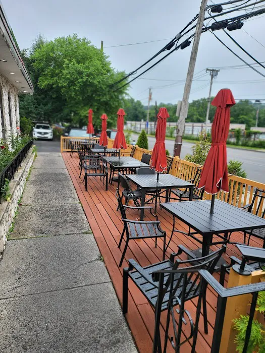 Seven Brothers Diner Picture 5