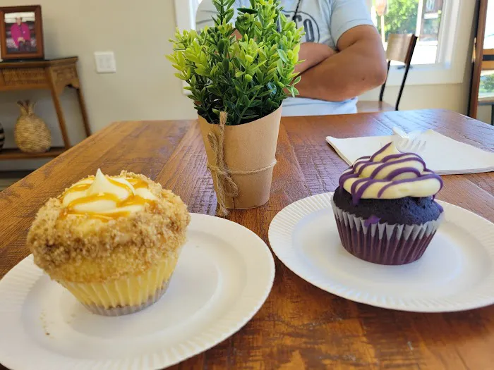Florentina's Specialty Bakery & Cafe Picture 6