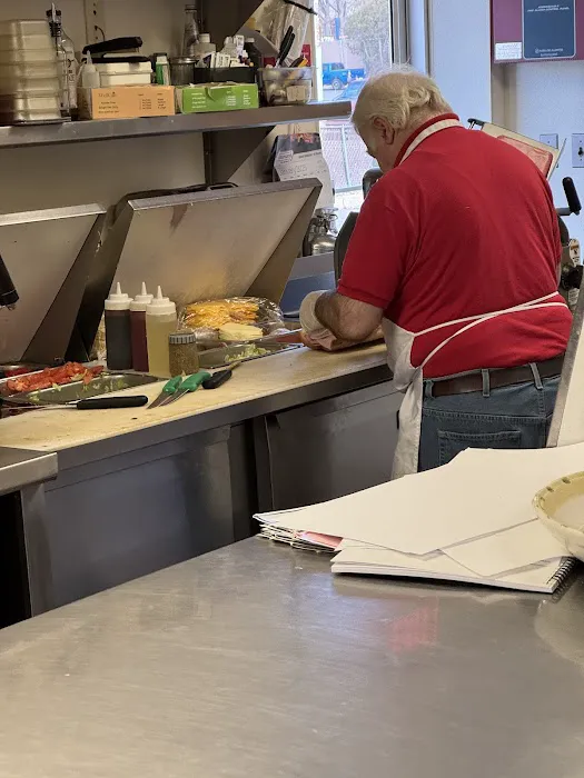 Petrillo's Deli & Pizzeria Picture 2