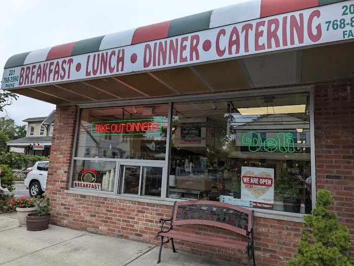 Petrillo's Deli & Pizzeria Picture 7