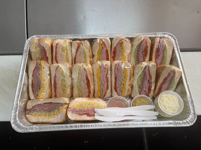 Kenny's Cafe & Grill Picture 5