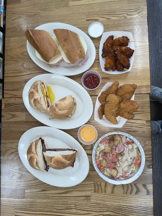 Kenny's Cafe & Grill Picture 10