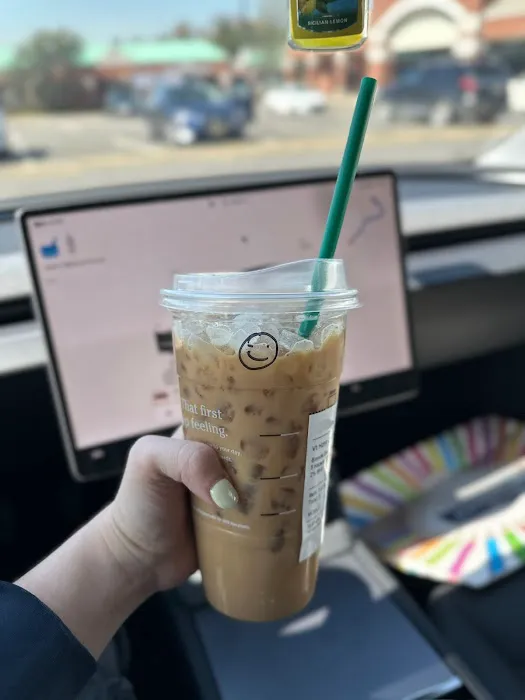 Starbucks Picture 5