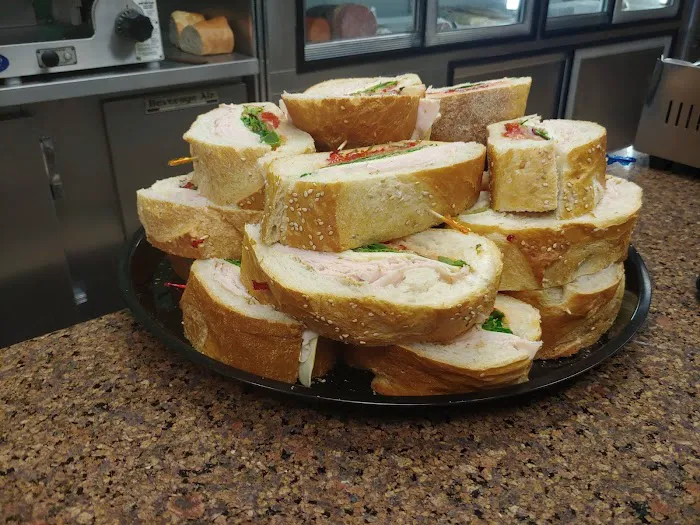 Baviello Italian Deli Picture 7