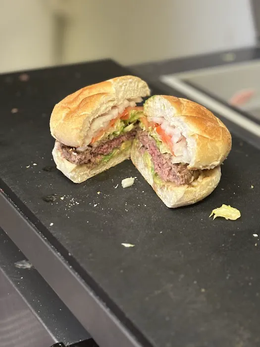 Baviello Italian Deli Picture 5